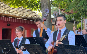  - (CROz kuhinje Vojvodine / )