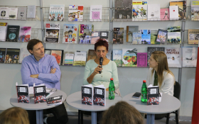 »Hrvatska riječ« i ZKVH na Sajmu knjiga 