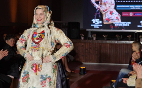  - (Etno modna revija u Beregu / )