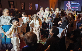  - (Etno modna revija u Beregu / )