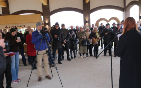  - (Sjenica na »risarskom salašu« / )