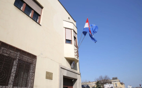  - (Svečano primljeni novi državljani / )