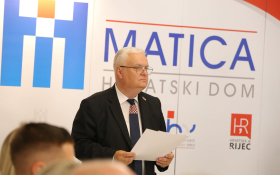  - (U Subotici svečano primljeni novi državljani  / )