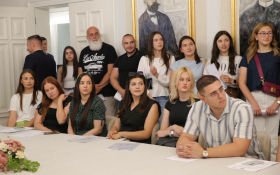  - (Stipendije za 120 studenata hrvatske zajednic / )