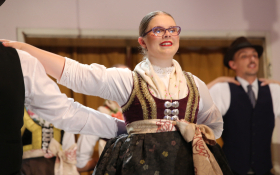  - (Koncert folkloraša iz Subotice i Čučerja  / )