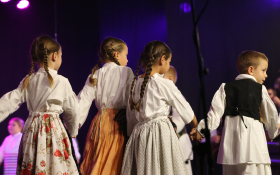  - (55 godina »Bunjevačkog kola« / )