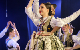  - (55 godina »Bunjevačkog kola« / )