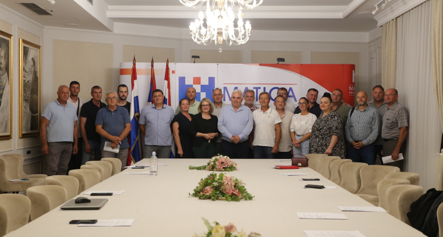 Osnovana Udruga hrvatskih poljoprivrednika »Agro-CroV«