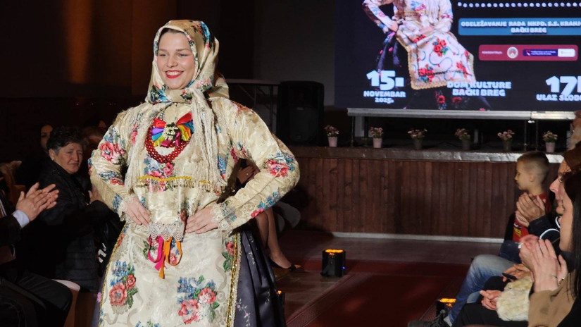 Etno modna revija u Beregu