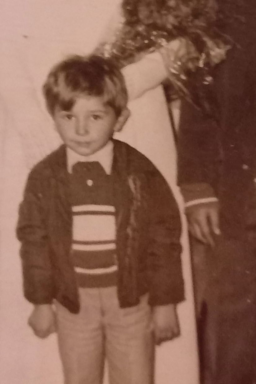 Na srcu žice napukle