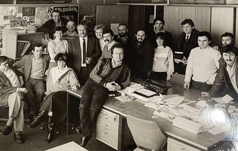 »Dobro veče, ovo je Televizija Novi Sad...«