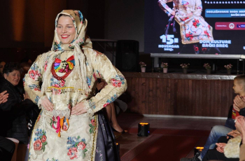 Etno modna revija u Beregu