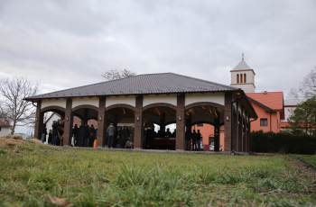 Predstavljena i blagoslovljena sjenica na »risarskom salašu« u Đurđinu