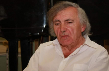 Pjesnik samosvojne lirike