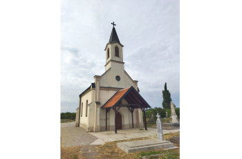 Kapela sv. Roka na Katoličkom  groblju u Bačkoj Palanci