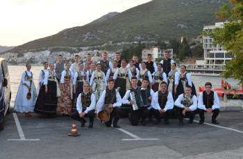 Više od 150 članova