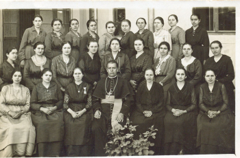 Životne mijene dobrodržeće starice