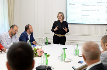 Plan aktivnosti i djelovanja prema institucijama