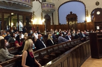 Kontinuitet politike i rotiranje kadrova