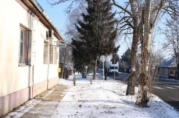 Bez ambulante, pošte, kanalizacije
