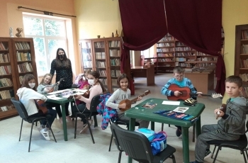 Mala škola tambure u Monoštoru