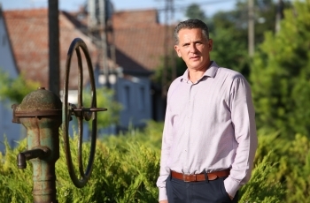 Put do nacionalnog registra popločan teškoćama