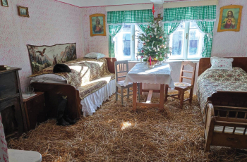 Za Božić – »čista soba« pod slamom i s granom