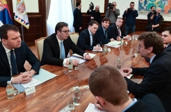 Pritiskom do dobre volje