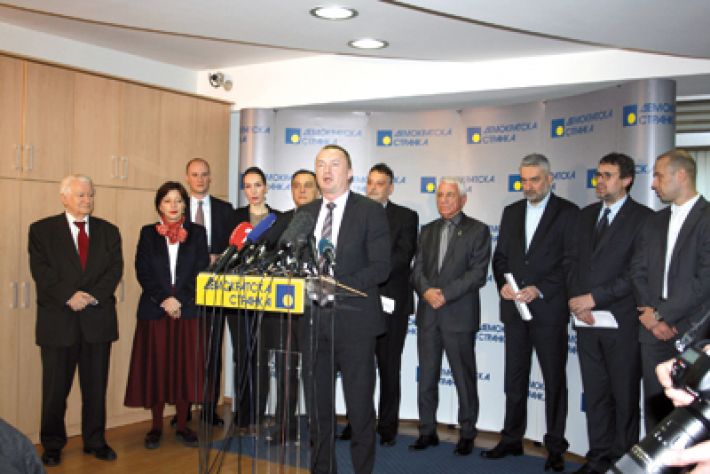 Kome smeta koalicija DSHV-a i DS-a?