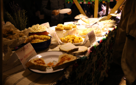  - (Predstavljen »Kuhar tradicijskih jela Hrvata  / )