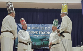  - (Susret vertepa i betlemaša u Novom Slankamenu / )