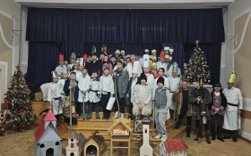  - (Susret vertepa i betlemaša u Novom Slankamenu / )