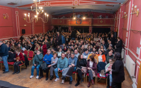  - (Humanitarni koncert »Petru na dar« / )