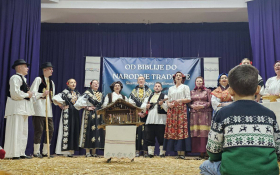  - (Susret vertepa i betlemaša u Novom Slankamenu / )