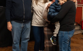  - (Humanitarni koncert »Petru na dar« / )