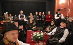  - (»Prelo sićanja« – sadašnjost koja se čuva / )