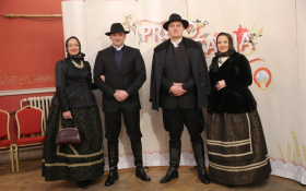  - (»Prelo sićanja« – sadašnjost koja se čuva / )