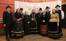  - (»Prelo sićanja« – sadašnjost koja se čuva / )