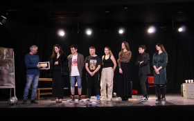  - (Teatar u Kolu / )