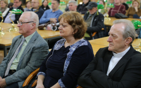  - (Predstavljena knjiga »Miljokaz vlastitosti« K / )