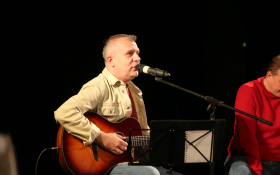  - (»Dugih lampa sjaj« / )