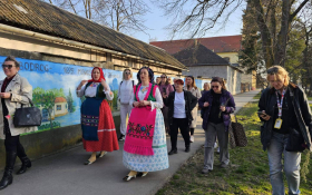  - (»Šokicin svit«  / )