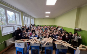  - (Dan prijateljstva – dan druženja i darova / )