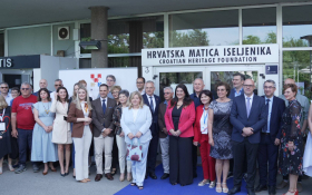  - (Umrežavanje hrvatskih medija  / )