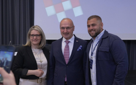  - (Savjet Vlade za Hrvate izvan RH / )