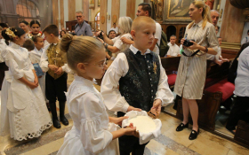  - (Djeca zahvalila za kruh svagdanji / )