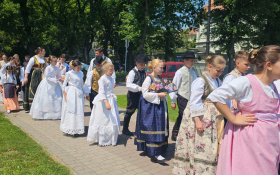  - (Djeca zahvalila za kruh svagdanji / )
