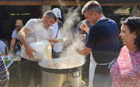  - (XVI. »Tavankutski festival voća i autohtonih  / )