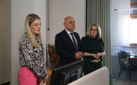  - (Osiguran trogodišnji prijevoz učenika / )