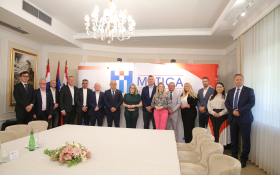  - (Osiguran trogodišnji prijevoz učenika / )